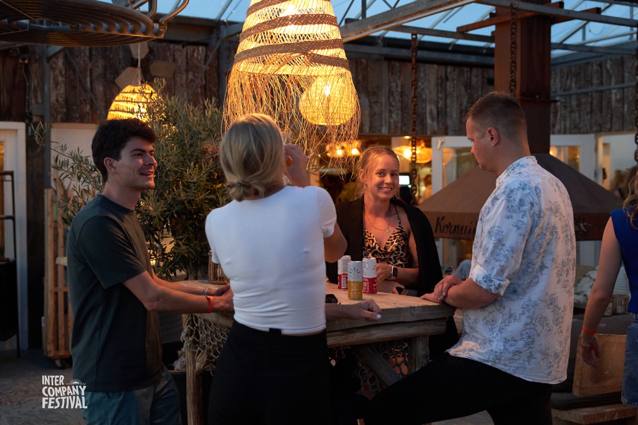 Intercompany Festival 2024 strand